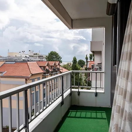 Aiguillon, 4 Pers, A 5min A Pied, Parking Apartment *