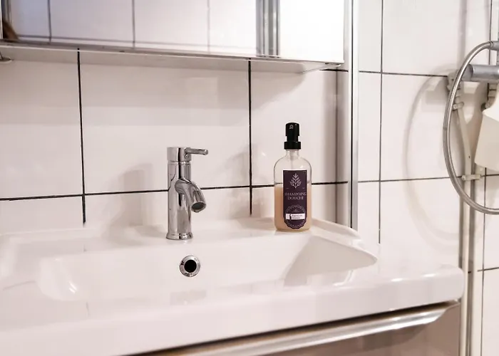 Aiguillon, 4 Pers, A 5min A Pied, Parking *