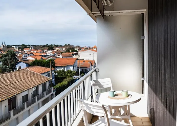 Апартаменты Aiguillon, 4 Pers, A 5min A Pied, Parking *